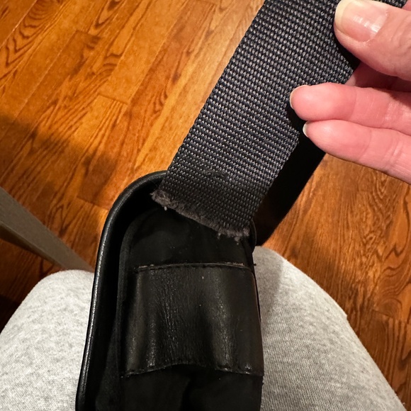 AUTHENTIC Prada black, nylon Vela Sport handbag - Picture 3 of 9